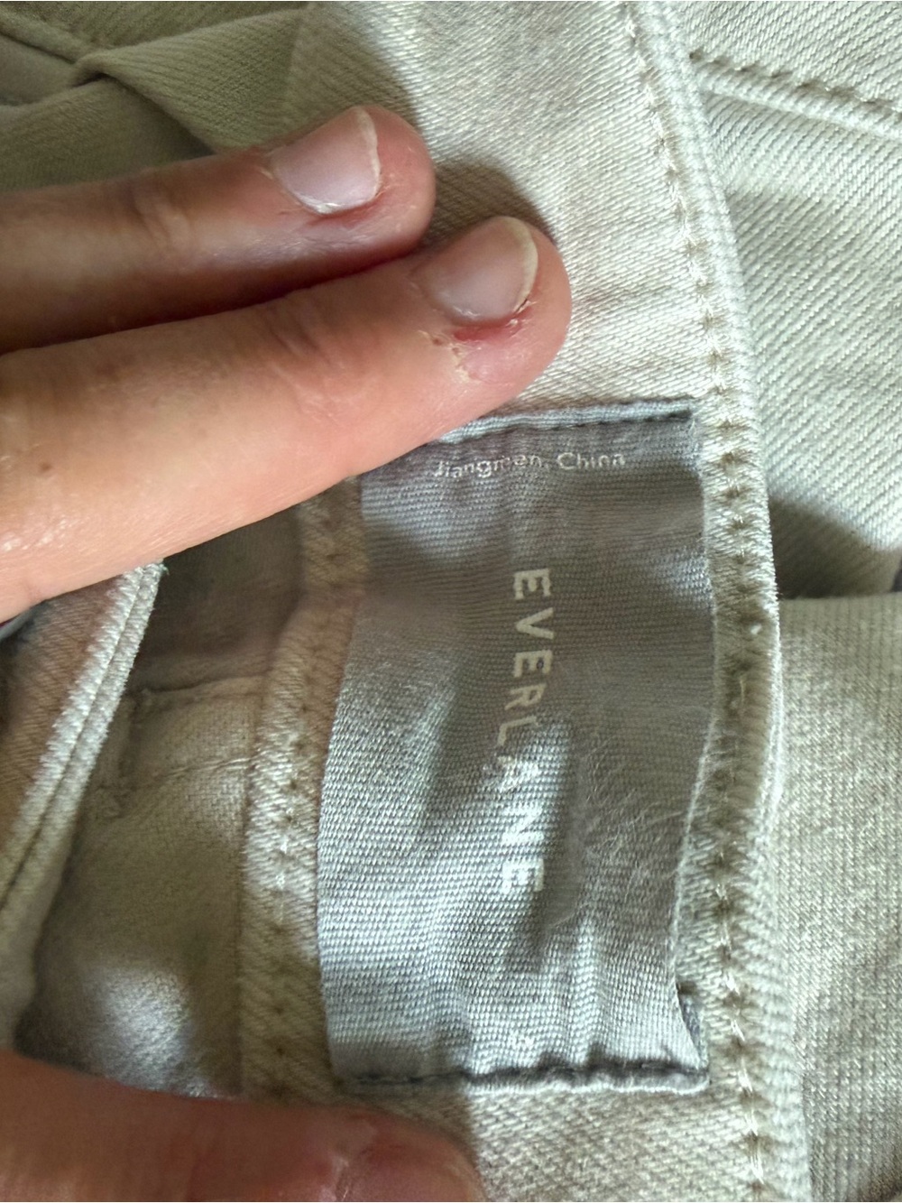 Everlane women Cream straight leg crop Pants - Picture 2 of 3